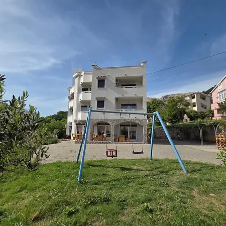 Leticia Apartament *