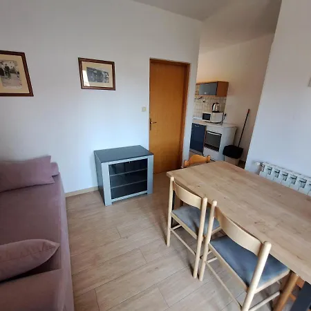 Apartment Leticia *
