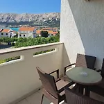Leticia Apartman Baška