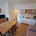 Apartman Leticia *